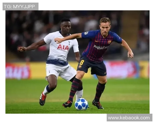 莫陆军与阿尔巴的精彩对决揭示足球战术的魅力与团队合作的重要性